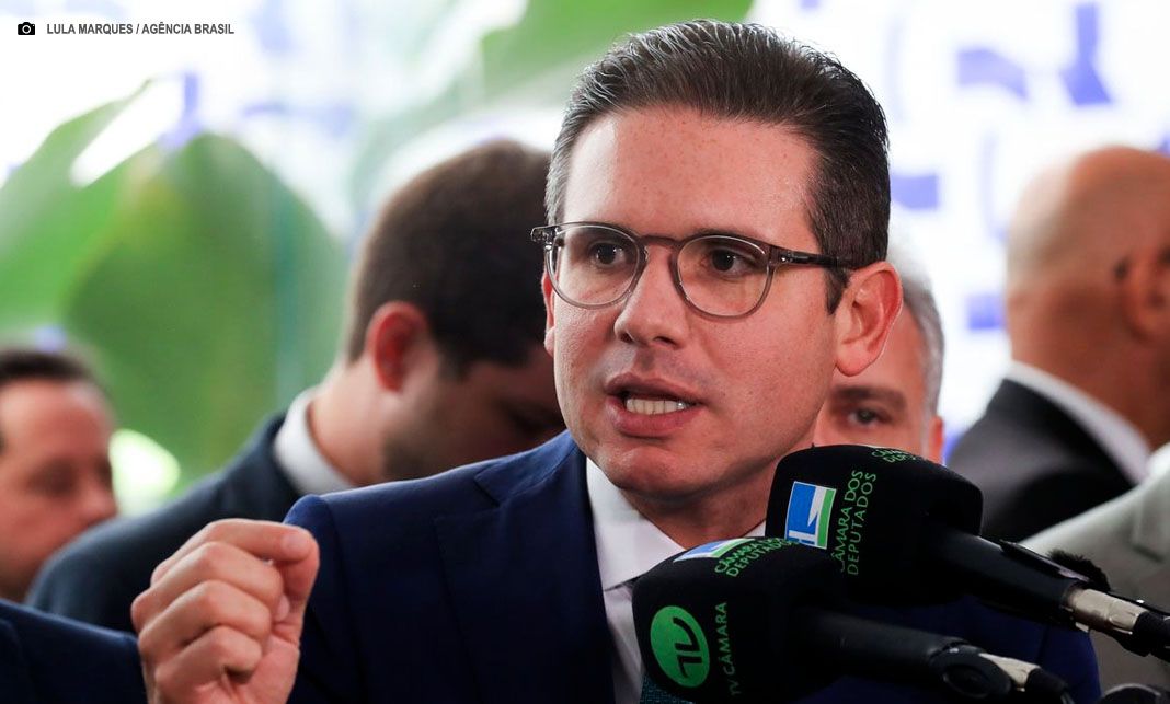 Motta envia pedido de afastamento de 15 deputados após motim na Câmara