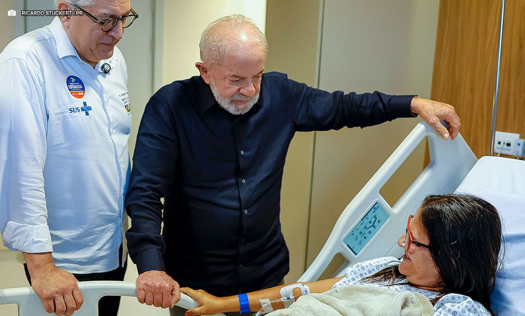 Lula inicia em Recife atendimento de pacientes do SUS por planos de saúde