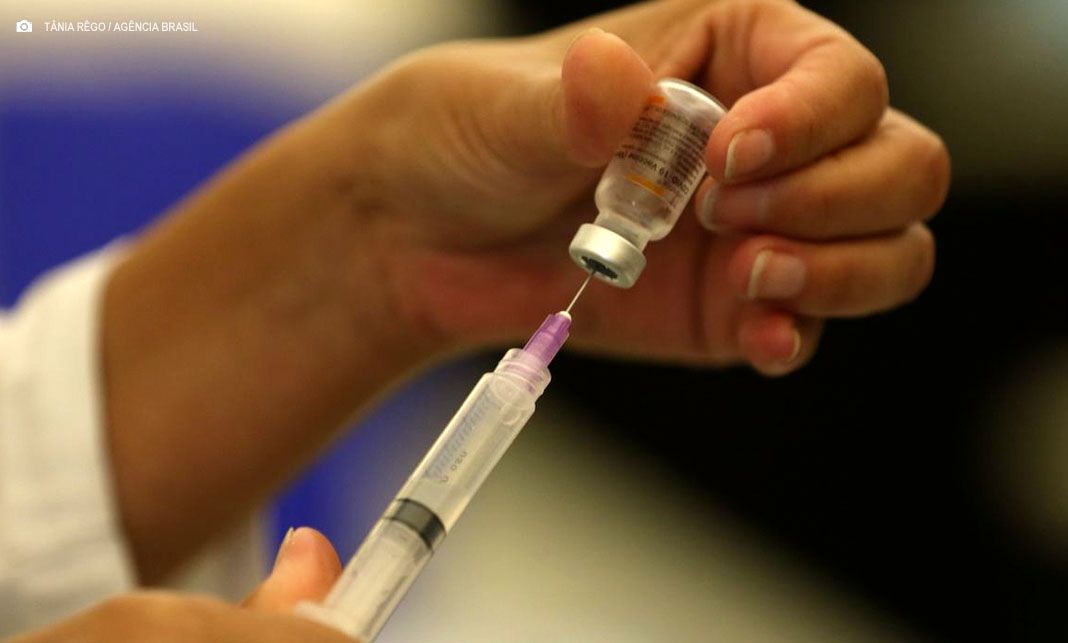 Casos de covid-19 estão em alta no Ceará e no Rio, aponta Fiocruz