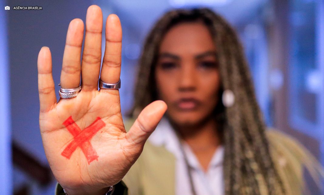 Seminário da PMDF debate violência contra a mulher e marco de 10 anos do Provid