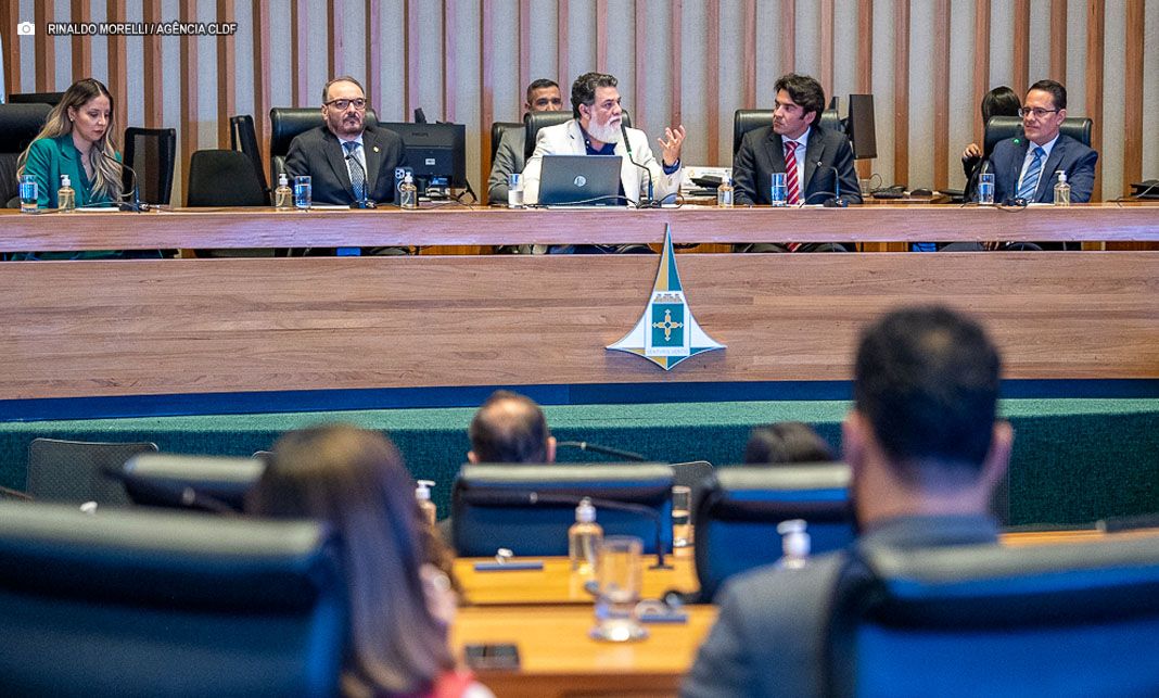 Agosto Azul e Vermelho: CLDF conscientiza sobre trombose e outras doenças vasculares