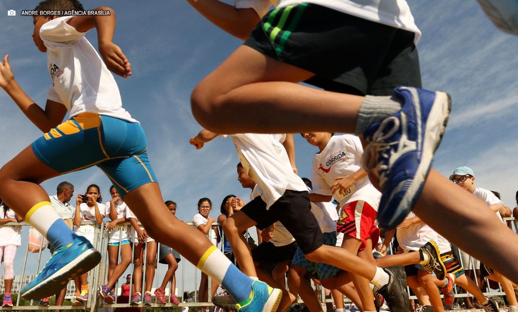 Projeto oferece esporte e cultura a 180 jovens em Sobradinho