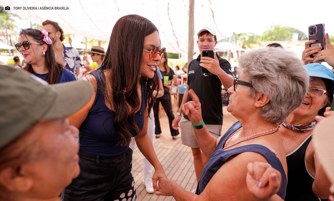 GDF promove dia de lazer para idosos no Complexo Na Praia