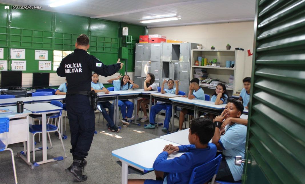 Casos de brigas em escolas do DF caem 29% em 2025