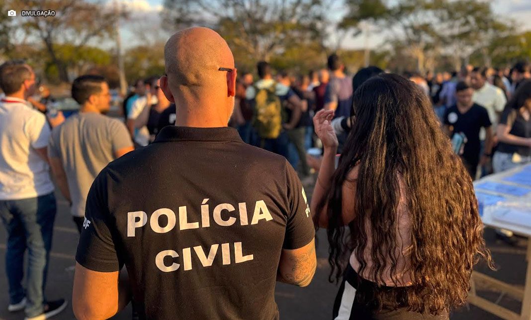 Policiais civis do DF aprovam contraproposta de reajuste salarial