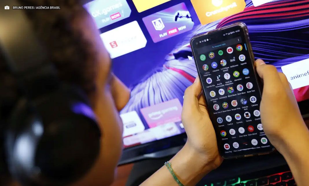 Governo anuncia classificação indicativa para aplicativos e cria nova faixa etária