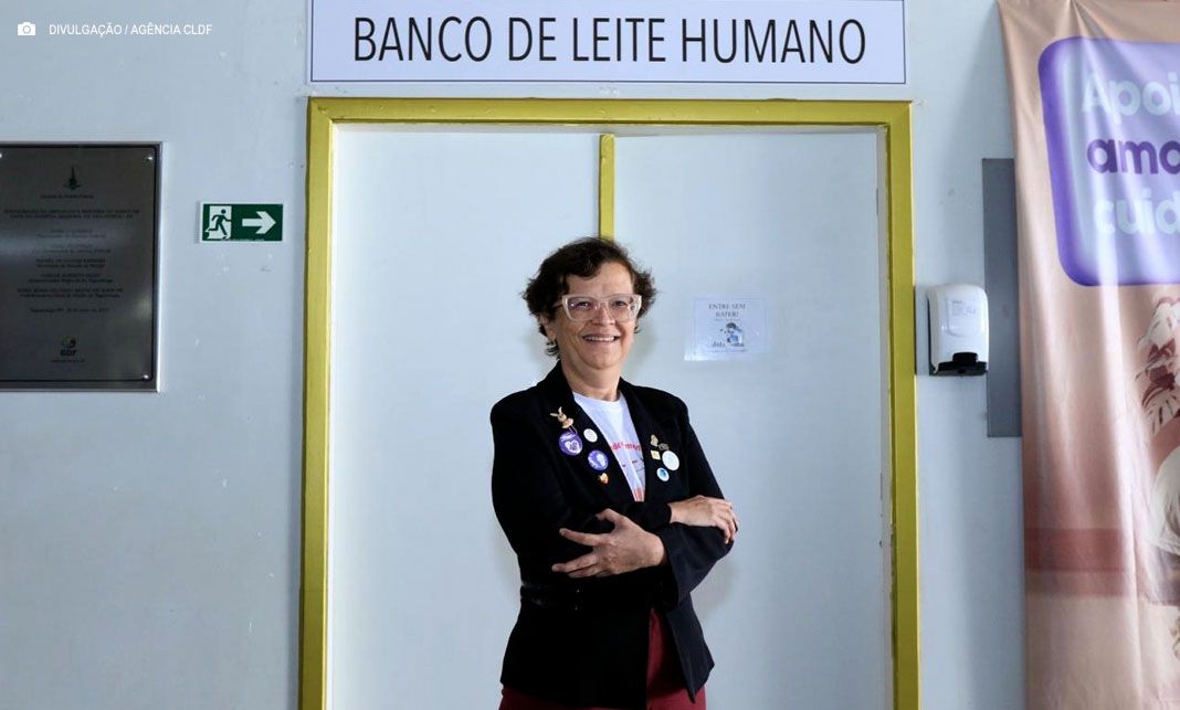 Miriam Oliveira coordenadora da política de aleitamento materno no DF recebe título de Cidadã Benemérita