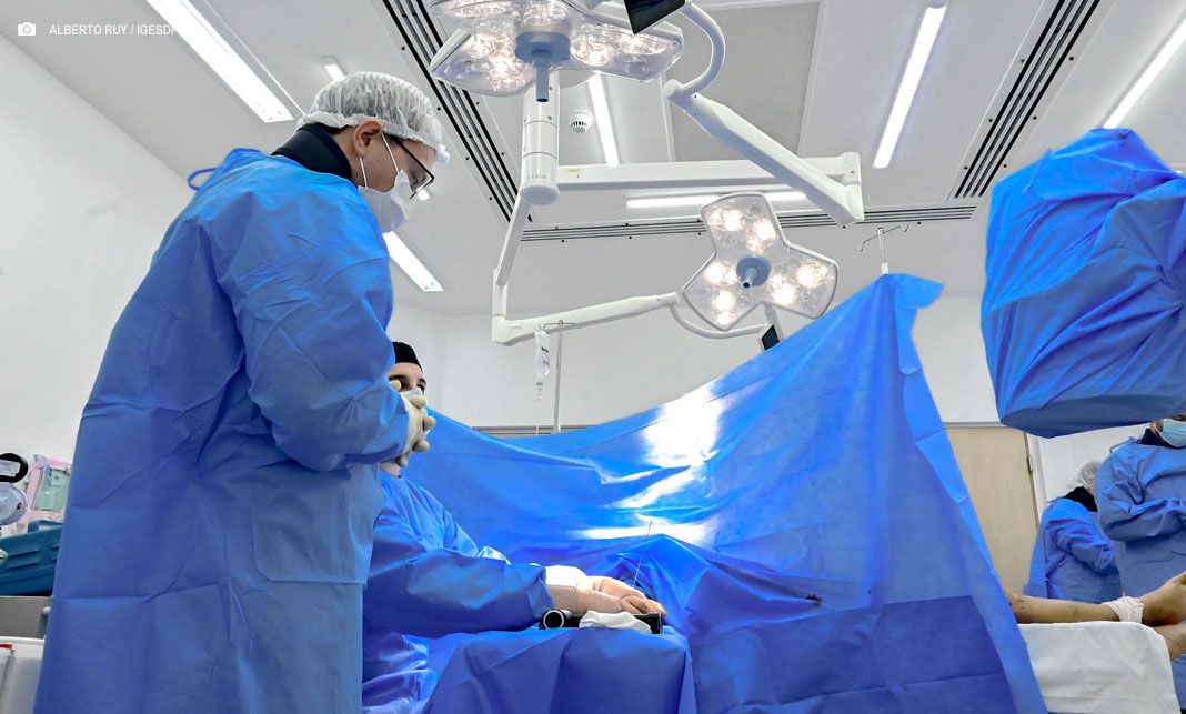 460 ao mês: Com novos equipamentos, Hospital de Santa Maria aumenta em 45% o número de cirurgias