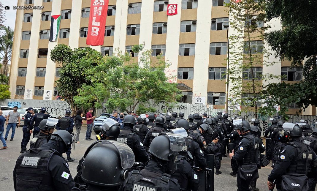 Hotel em Taguatinga é desocupado em operação de reintegração de posse