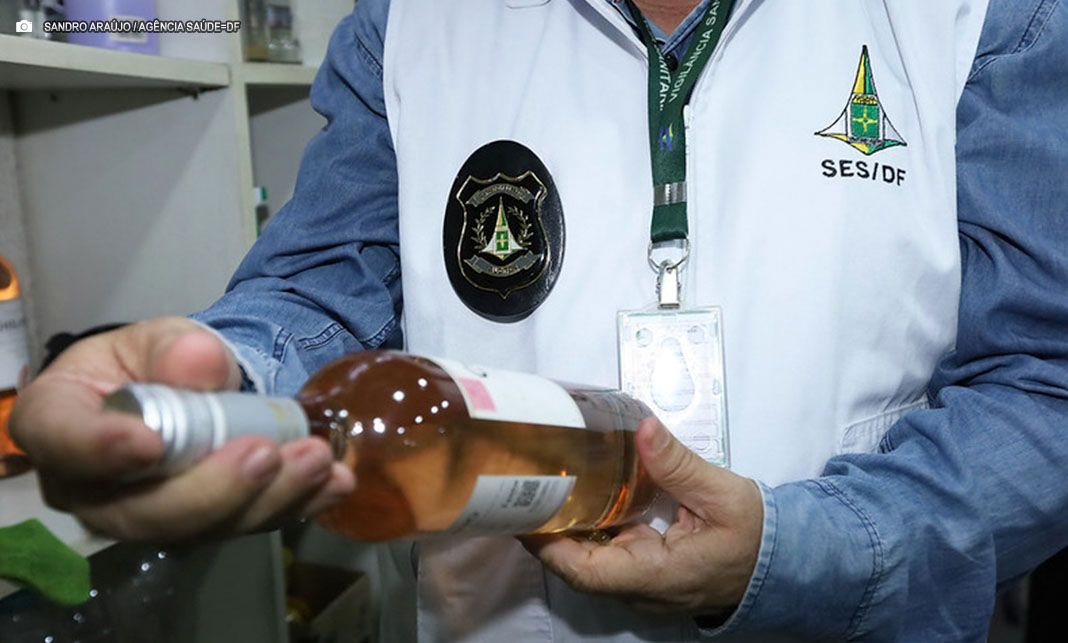Vigilância Sanitária apreende mais de 3 mil litros de bebidas irregulares