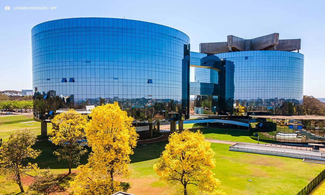 PGR pede ao STF a reabertura de inquérito sobre interferência de Bolsonaro na PF