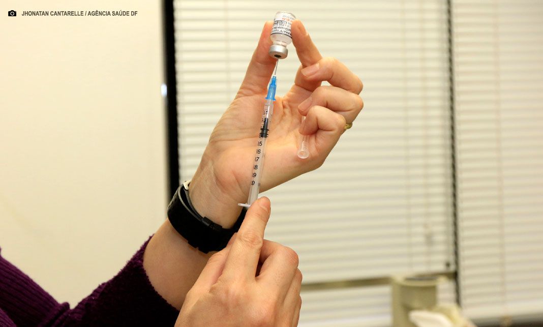 DF terá vacinação em 47 UBSs e postos volantes neste sábado (1º)