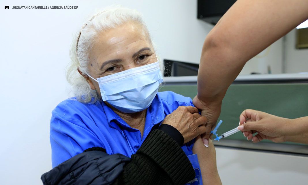 DF aplica mais de 500 mil doses contra gripe, mas cobertura segue baixa