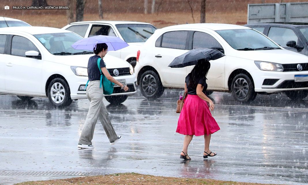 Inmet alerta para chuvas e ventos fortes no Distrito Federal
