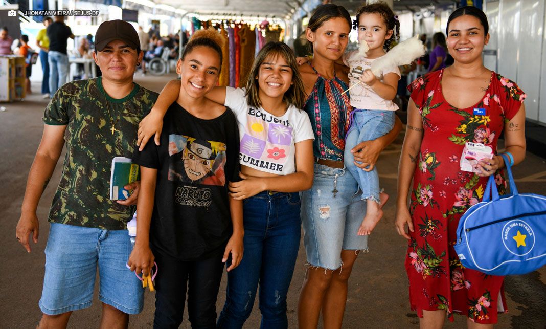 65ª edição do GDF Mais Perto do Cidadão atende 4 mil pessoas em Água Quente