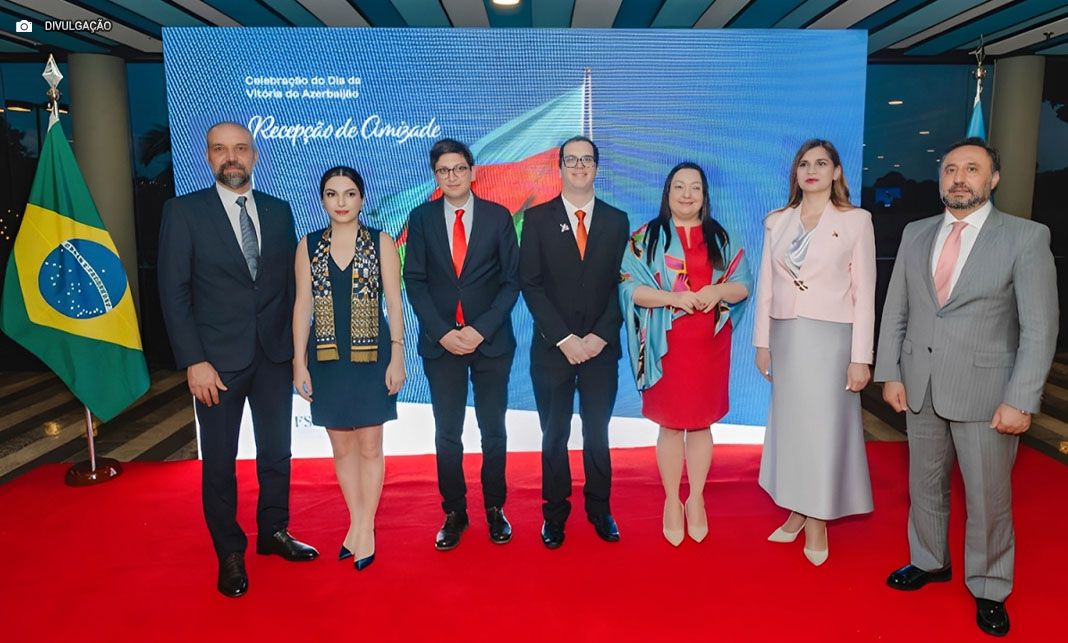 Comitê da Diáspora do Azerbaijão celebra o Dia da Vitoria no Brasil em encontro de amigos
