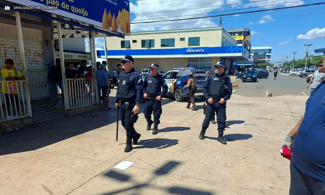 Operação integrada combate comércio ilegal no centro de Ceilândia Ação conjunta entre DF Legal