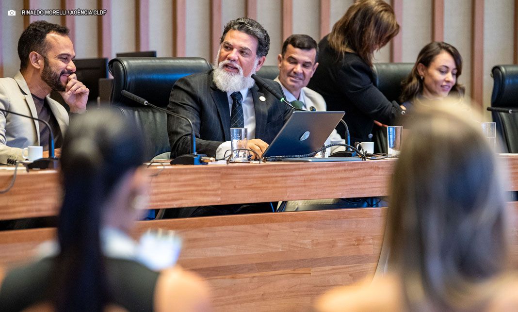 Coren-DF celebra 50 anos com homenagem na Câmara Legislativa e destaca evolução da categoria