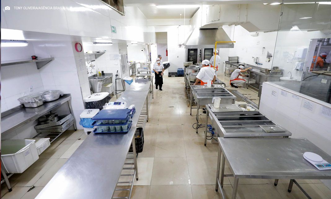 Hospitais do DF recebem cozinhas modernizadas para aumentar a segurança alimentar