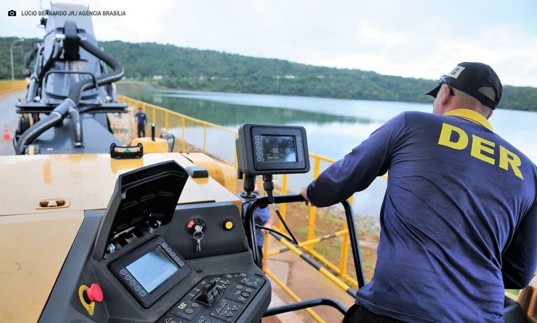 Ibaneis Rocha lança licitação para construção de nova ponte na barragem do Paranoá