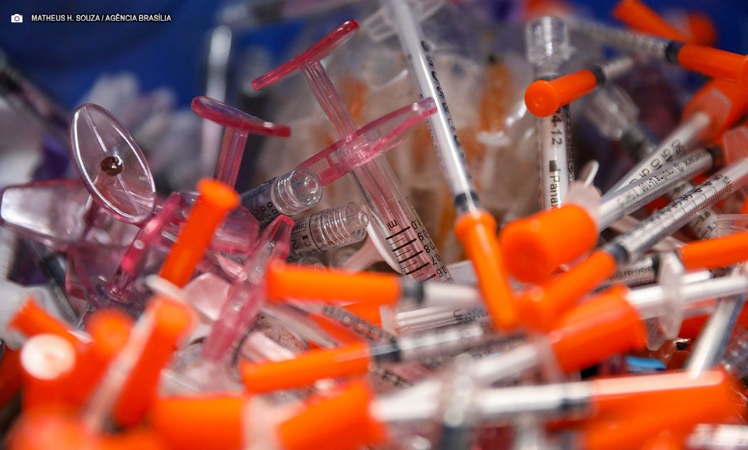 Resíduos perfurocortantes: descarte incorreto de canetas emagrecedoras soma 1,3 tonelada no DF