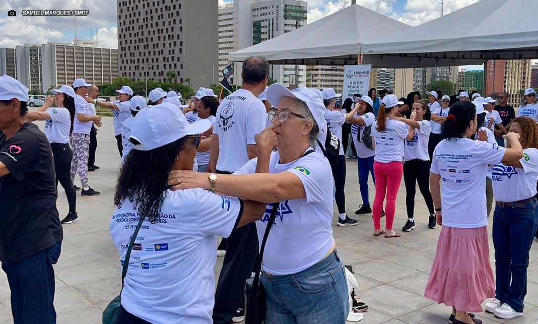 Aulão de defesa pessoal na Torre de TV capacita mulheres durante campanha de combate à violência