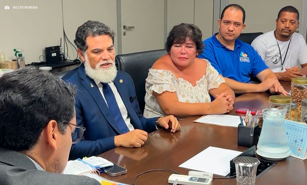 Jorge Vianna cobra equiparação salarial e nomeação de ACS e AVAS