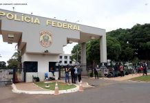 Bolsonaro recebe medicamentos na custódia da PF após prisão por violação de monitoramento