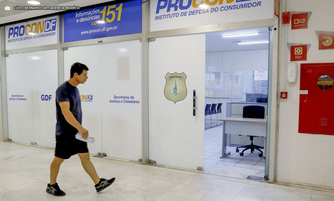 Procon-DF deve orientar consumidores para compras seguras na Black Friday