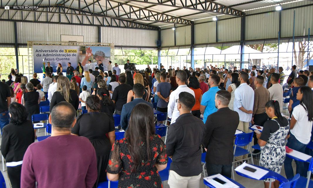 Câmara Legislativa celebra 3 anos de Água Quente com sessão solene