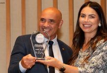 Paula Belmonte entrega prêmio Diamante e CLDF é reconhecida entre as mais transparentes do Brasil