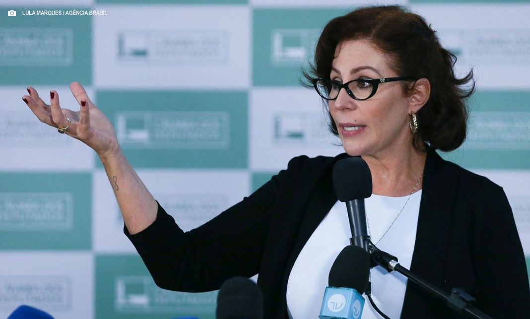 Carla Zambelli renuncia ao mandato de deputada