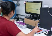 Laboratório clínico do Hospital de Base mantém nível de excelência pelo sexto ano consecutivo