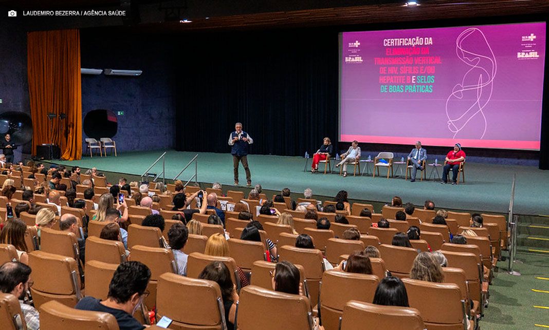 Distrito Federal recebe certificado por eliminar transmissão vertical de HIV e sífilis