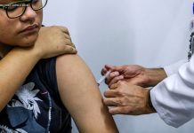 Ministério da Saúde prorroga vacinação contra HPV para jovens de 15 a 19 anos
