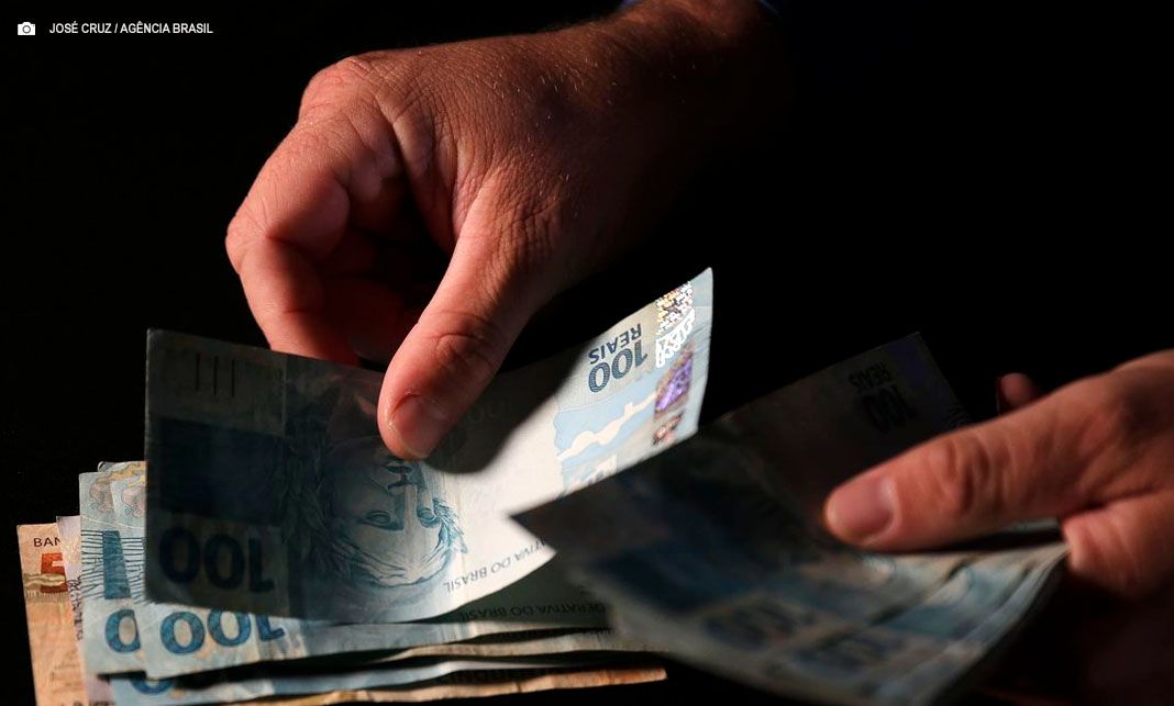 Mercado reduz projeção da inflação de 2025 para 4,43%