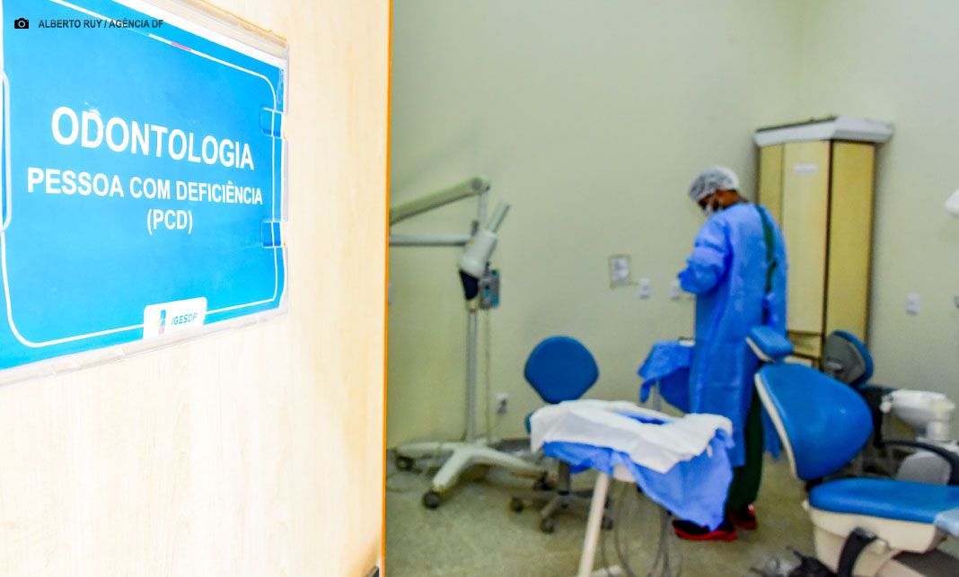 Hospital de Santa Maria se destaca com sala odontológica adaptada para pessoas com deficiência