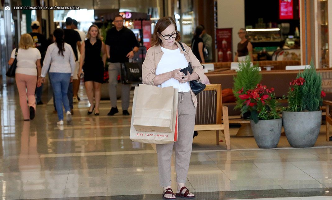 Procon-DF orienta consumidores sobre compras de Natal