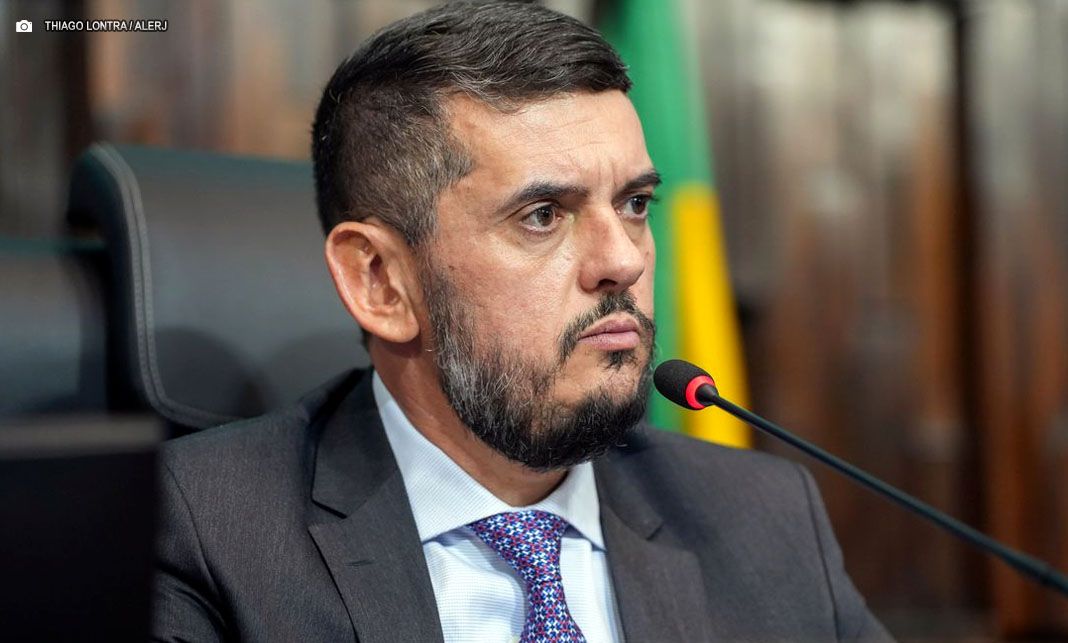 Alerj aprova revogação da prisão preventiva de Rodrigo Bacellar