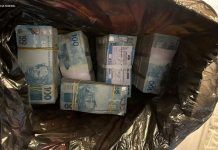 Ao investigar movimentações suspeitas de R$ 28,6 milhões entre assessores de deputados do PL, Polícia Federal apreende 430 mil na casa de Sóstenes Cavalcante