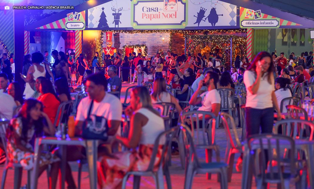 Vigilância Sanitária fiscaliza evento ‘Nosso Natal 2025’ para garantir segurança alimentar na Esplanada