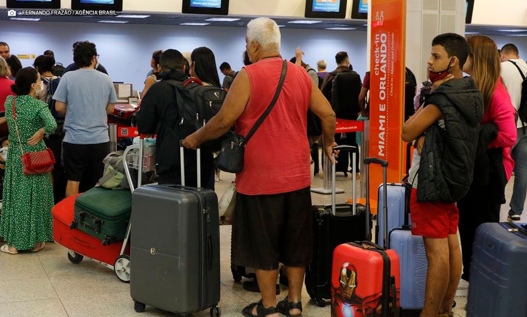 Brasil implementa novas regras para entrada de produtos agropecuários em bagagens