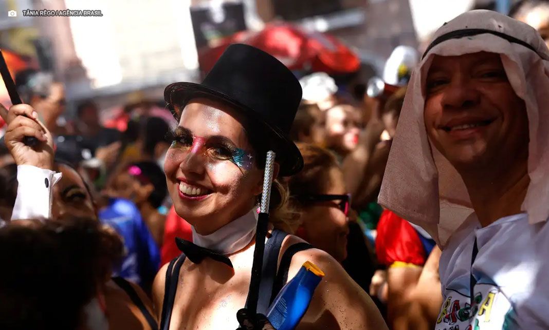 Carnaval não oficial abre pré-folia no Rio de Janeiro com mais de 70 blocos