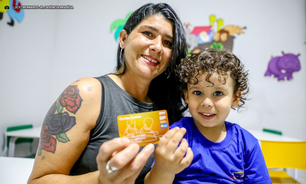 Educação do DF oferece benefícios para acesso e permanência escolar