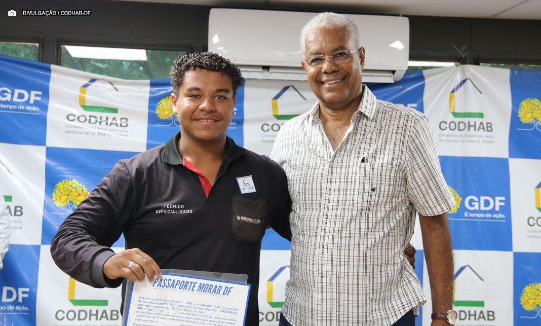 GDF entrega Cheque Moradia para 44 famílias do Distrito Federal