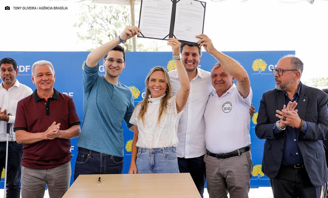 Celina Leão assina decreto que moderniza regras do transporte escolar