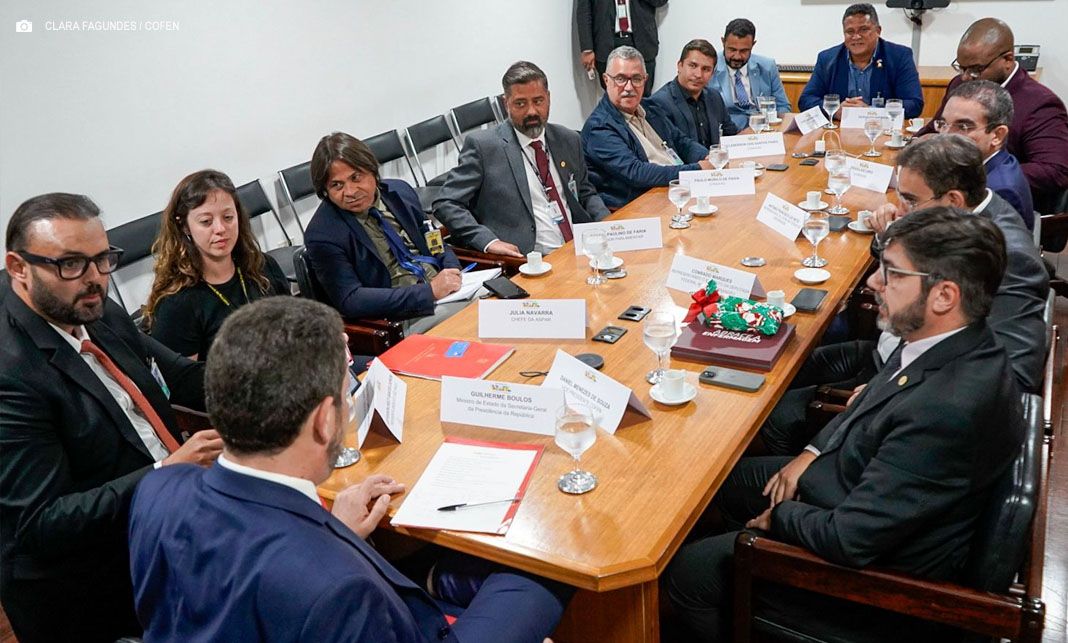 Cofen pede apoio da Presidência da República à PEC 19 e correção do Piso da Enferamgem