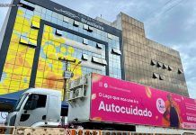 Casa da Mulher Brasileira recebe carreta de Mamografia com exames gratuitos