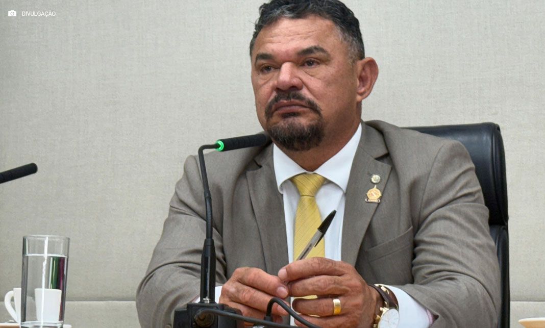 Hermeto defende Polícia Militar após confusão em bloco de carnaval no DF