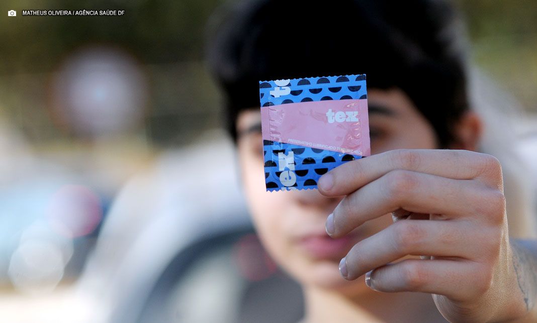 Blocos de carnaval do DF terão distribuição de preservativos
